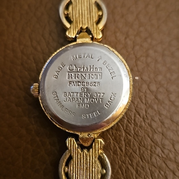 VTG CHRISTIAN BENET 1990s Mother of Pearl Baroque Yellow Cabochon Watch main image 4